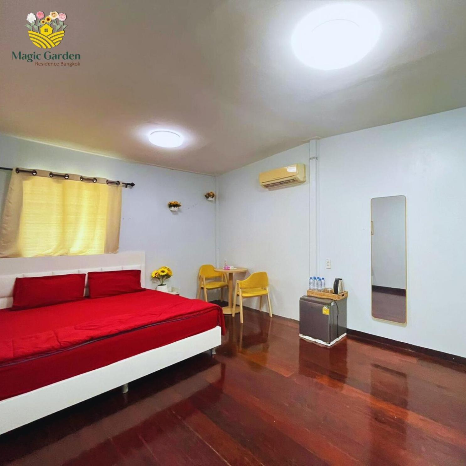 Magic Garden Residence Bangkok Bagian luar foto